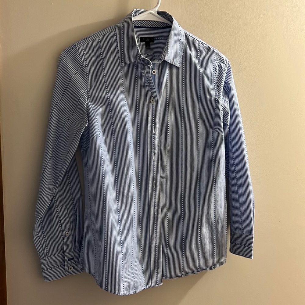 Talbots blue/white striped w/ dot detailing. EUC.